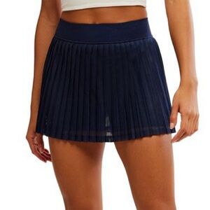 NWT FP MOVEMENT Free People Rally Ruffle Pleated Skirt Skort Navy M/L Tennis